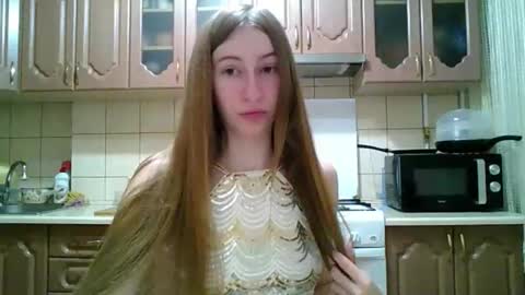 Snapshot of monica_tamayo chatting on 03/09/26, 09:08 Monica online show from 03/09/26, 09:08