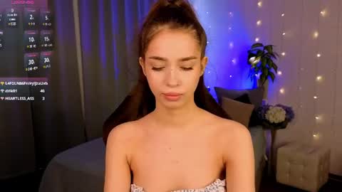 Hi  Im Monica  online show from 06/10/26, 01:54