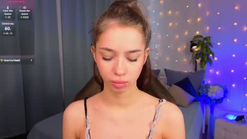 Hi  Im Monica  online show from 06/12/26, 02:27