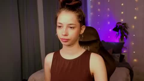 Hi  Im Monica  online show from 07/18/26, 01:37