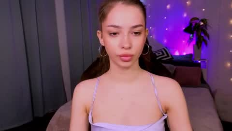 Hi  Im Monica  online show from 07/19/26, 01:37
