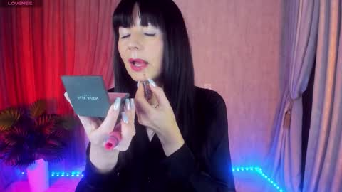 Snapshot of monicacheerful chatting on 11/08/25, 01:33 Monica online show from 11/08/25, 01:33