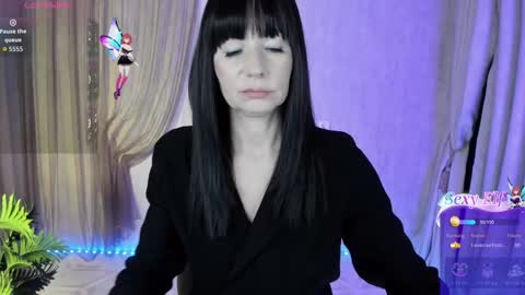 Snapshot of monicacheerful chatting on 12/17/25, 11:38 Monica online show from 12/17/25, 11:38