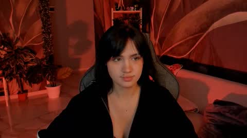 Snapshot of monicafarmer chatting on 11/01/25, 02:52 monica online show from 11/01/25, 02:52