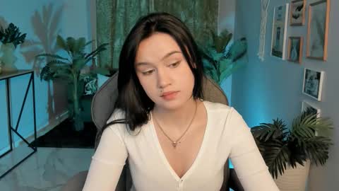 Snapshot of monicafarmer chatting on 02/12/26, 02:28 monica online show from 02/12/26, 02:28