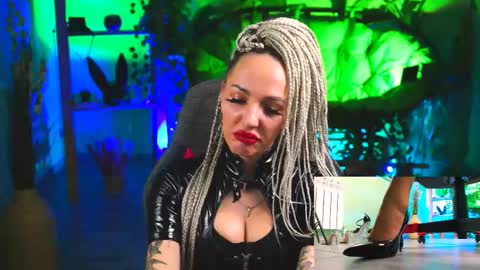 Monika online show from 03/01/25, 06:32