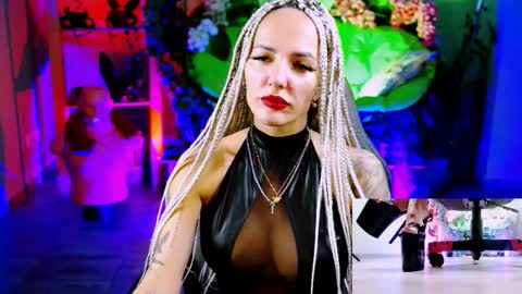 Snapshot of monicamaxwel chatting on 10/07/25, 11:07 Monika online show from 10/07/25, 11:07