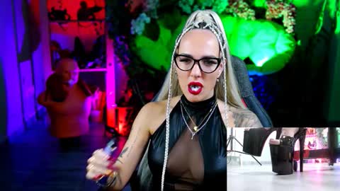 Snapshot of monicamaxwel chatting on 10/23/25, 11:42 Monika online show from 10/23/25, 11:42