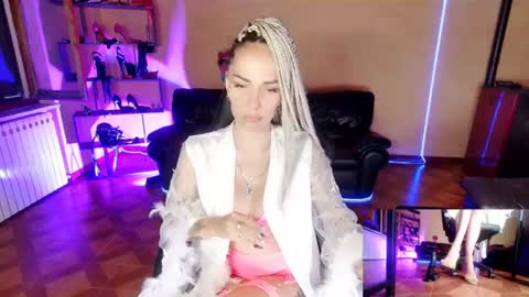 Miss Monica online show from 07/01/26, 12:18