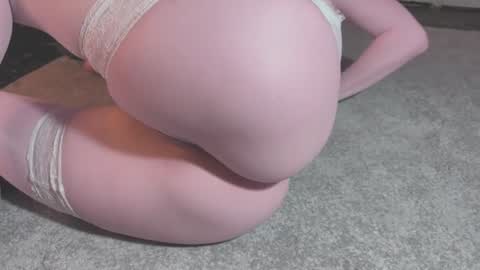 Monica online show from 07/06/26, 03:03