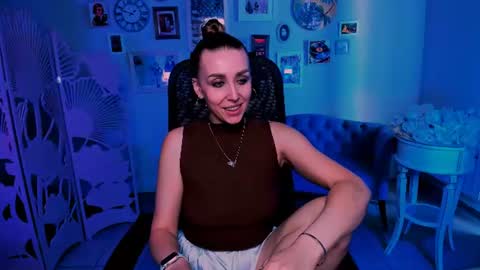 monicariley online show from 06/10/26, 09:52