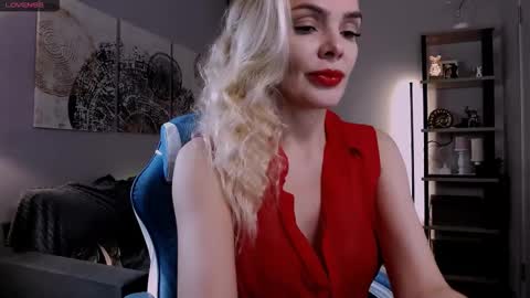 monicharm online show from 09/12/25, 01:33
