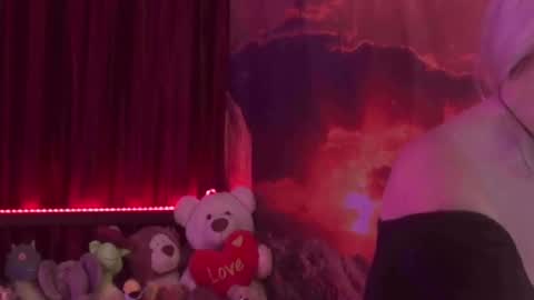 Monika    online show from 12/13/24, 05:16