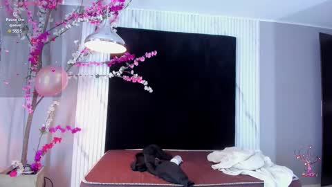 MONIK FOX online show from 10/27/25, 07:51