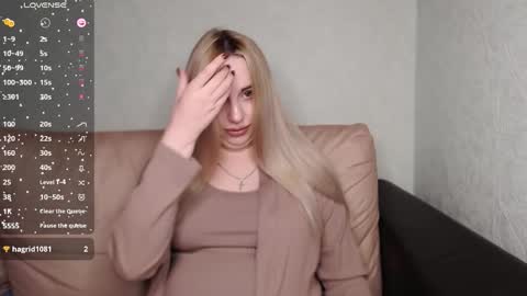 Monika online show from 10/31/25, 01:45