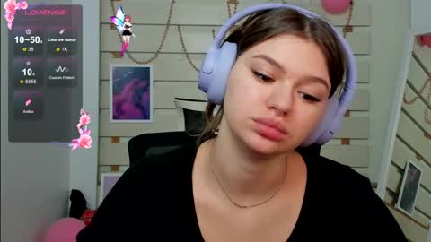 Monika online show from 03/05/25, 01:50