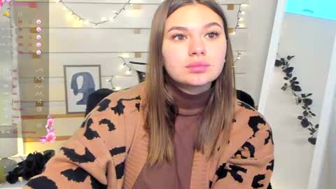 Monika online show from 11/23/25, 01:22