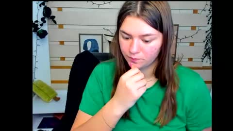 Monika online show from 05/11/26, 12:55