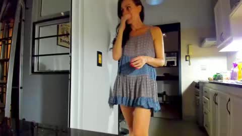 Monikfree online show from 12/17/24, 09:39