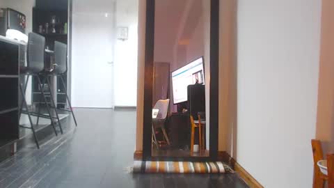 Monikfree online show from 01/02/25, 12:03