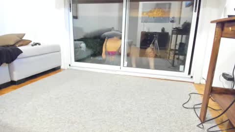 Monikfree online show from 01/09/25, 04:17