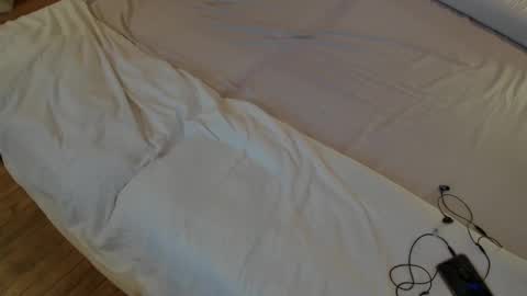 Monikfree online show from 02/05/25, 10:08