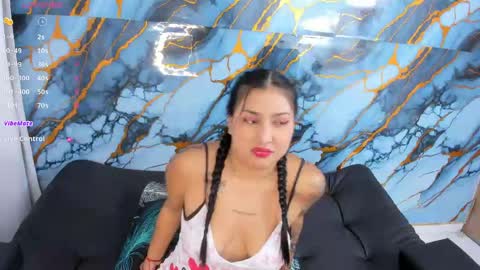 monikk__harrison online show from 04/24/26, 12:18