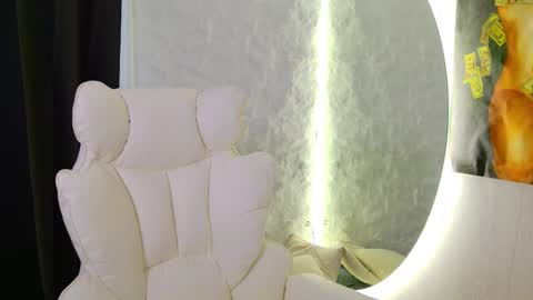 Ask me online show from 11/15/25, 12:13