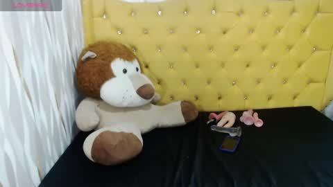 Snapshot of moniquehick chatting on 01/13/25, 11:17 Monica online show from 01/13/25, 11:17