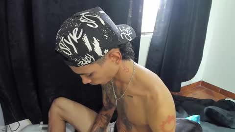 monkeyd_66 online show from 09/19/25, 05:13