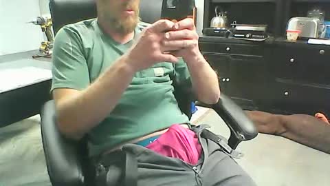 monkeypants04 online show from 06/10/26, 04:28