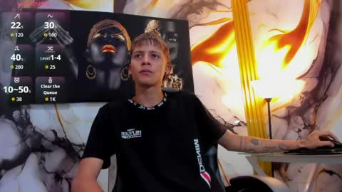 mono_blonde online show from 05/17/26, 11:17