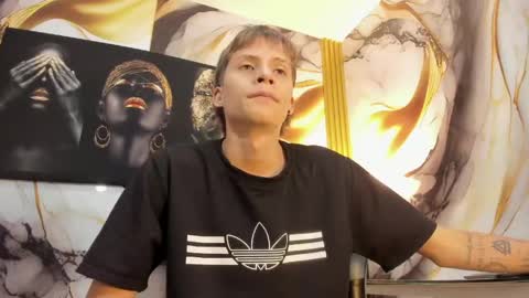 mono_blonde online show from 05/23/26, 11:25