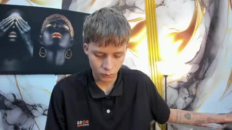 mono_blonde online show from 05/24/26, 11:04