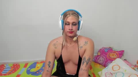 Snapshot of monojuan06 chatting on 02/21/25, 08:49 veronika ind online show from 02/21/25, 08:49