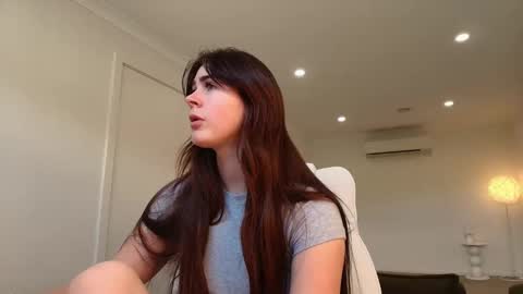 Snapshot of monslifex chatting on 11/02/25, 02:14 Mons life online show from 11/02/25, 02:14