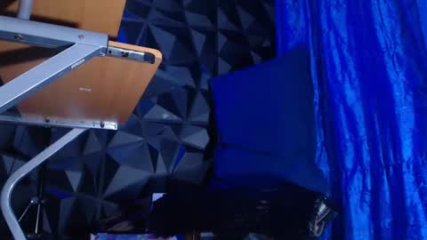 Snapshot of monster_huge_cock chatting on 10/09/25, 02:42 dorian online show from 10/09/25, 02:42