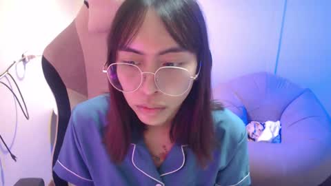 Snapshot of monstercockselfsuck chatting on 02/08/25, 03:53 ELYSE A SIMPLE GIRL online show from 02/08/25, 03:53