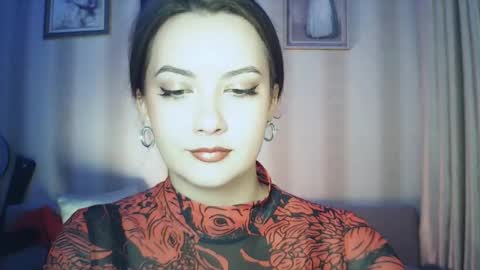 Snapshot of moodiemira chatting on 09/25/25, 06:44 moodiemira online show from 09/25/25, 06:44