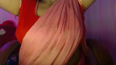 Maya online show from 10/14/25, 12:17