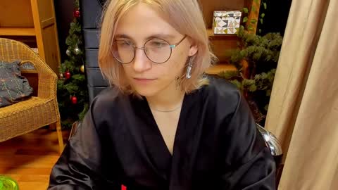 Katrin online show from 12/11/24, 12:33