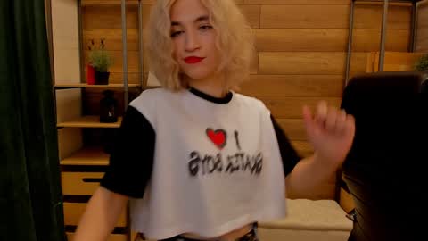 Katrin online show from 12/16/24, 04:27