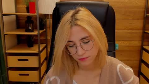 Katrin online show from 01/08/25, 09:23