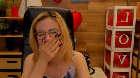 Katrin online show from 02/25/25, 02:14