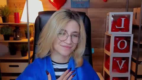 Katrin online show from 03/02/25, 04:17