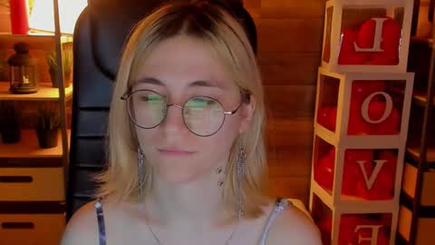 Katrin online show from 03/09/25, 06:00