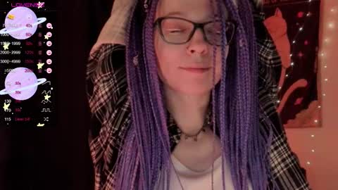 Snapshot of moon__girl chatting on 10/09/25, 03:32 Roxy online show from 10/09/25, 03:32