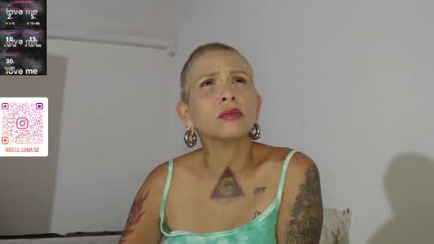 Luna online show from 01/15/25, 02:27