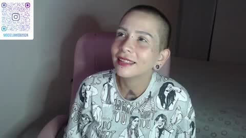 Luna online show from 02/09/25, 02:49