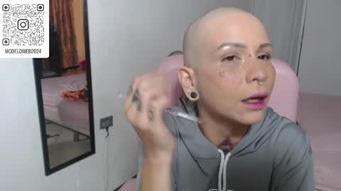 Luna online show from 02/17/25, 11:09